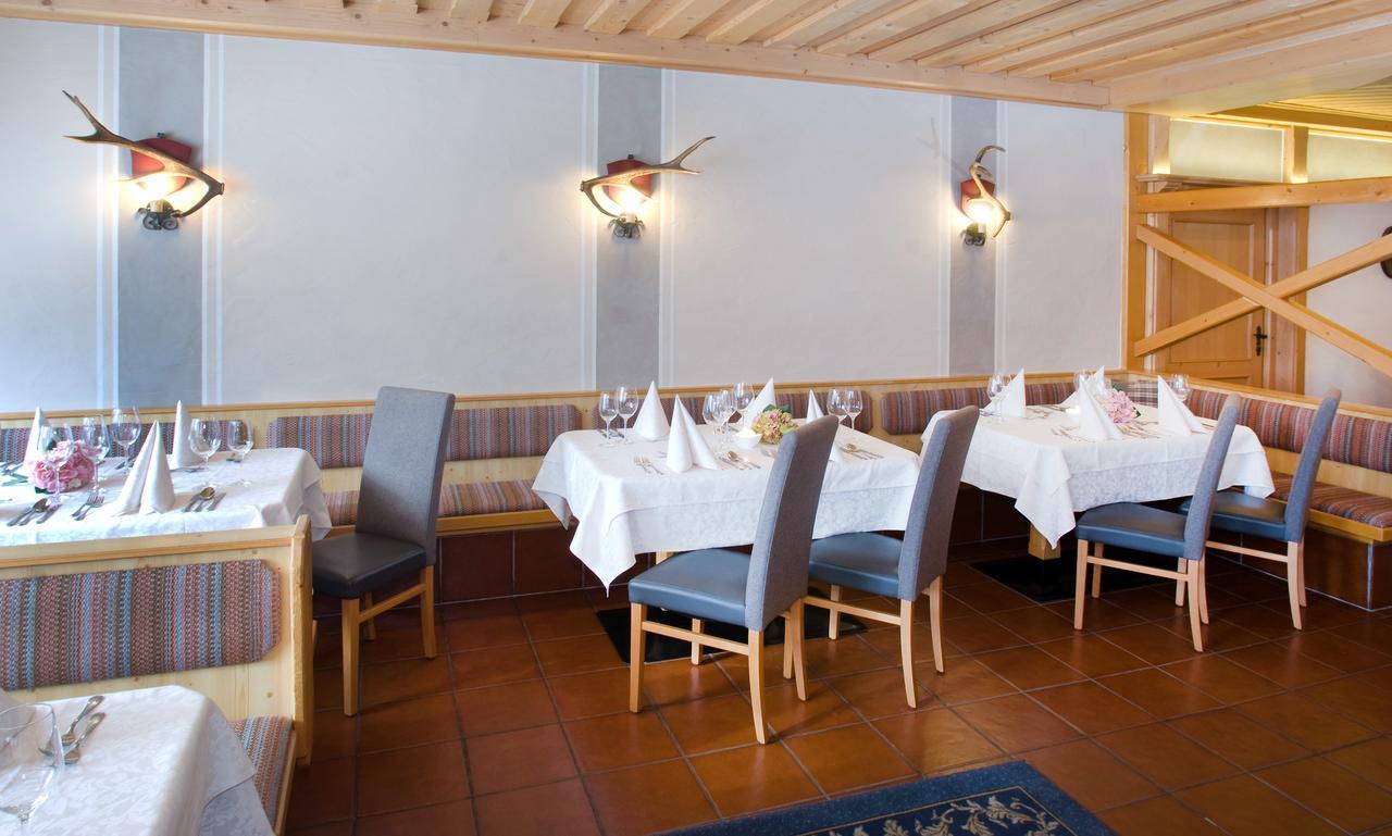Hotel Berghof Innerkrems Ngoại thất bức ảnh